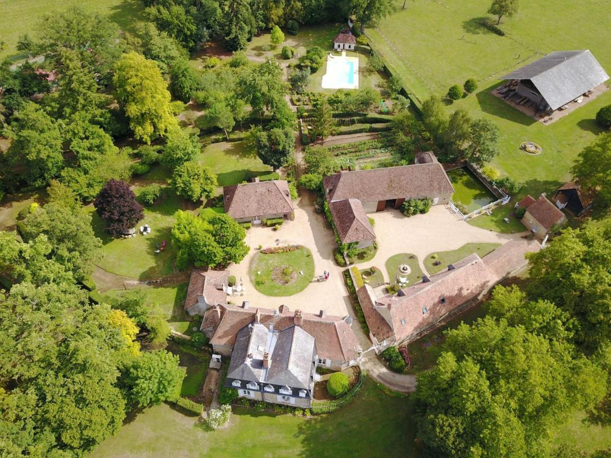 Gite Charmant Avec Piscine Chauffee, Tennis Et Jardin Pres De Beaumont-Sur-Sarthe - Fr-1-410-214 Villa Maresché Eksteriør bilde